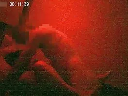 Giovane bellezza latina ben trapanata sul divano da uno stallone porno dotato nuovi video porno italiani gratis