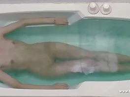 Staci Carr affascinata dal tenero nuovi film porno italiani corpo di Aubrey Star pronta per il sesso