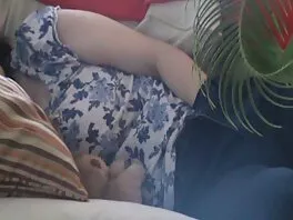 Succhiare il tuo lungo cazzo fa xxx nuovi girare la mia figa di succhi