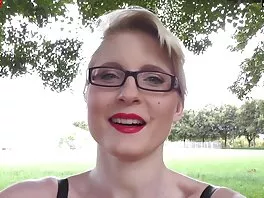 Una bambola bionda nuovi film hard viene sbattuta in questa superba sessione POV