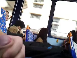 Adolescente tettona ama andare in macchina veloce e succhiare un grosso cazzo video hard nuovi