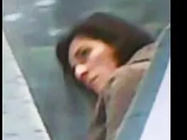 MILF bionda film porno nuovi italiani fa piacere al suo bel stallone nero