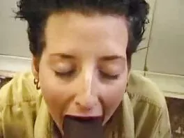 Calda giovane ragazza viene devastata da uno porno gratis nuovi stallone nero ben dotato