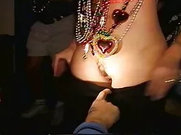 La calda cougar Conchita succhia il cazzo e si fa scopare video amatoriali nuovi