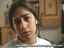 La formosa regina d'ebano Osa Lovely cavalca un uccello ultimo video porno di malena bianco con passione
