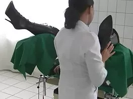 Il ragazzo confonde la ragazza video porno nuovi amatoriali con la matrigna e scopa la donna in cucina