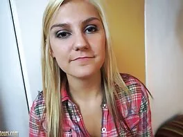 Ragazza bruna viene speronata da uno stallone nero dotato video porno gratis nuovi