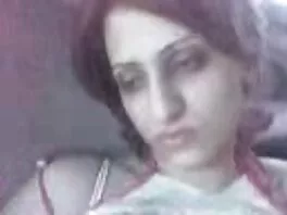 Una nuovi video roberta gemma milf bionda si masturba e si fa sbattere all'audizione