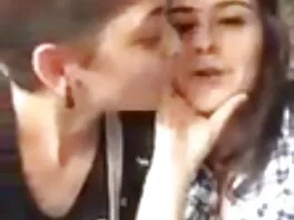 Una bella mora e il suo fidanzato nuove attrici italiane porno fanno sesso inarrestabile sul letto