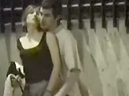 La segretaria bionda ha un ultimi film hard italiani capo molto esigente e adora tenerla occupata