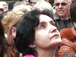 Chrissy Fox si fa penetrare roberta gemma nuovi video la figa nella foresta da Lutro.